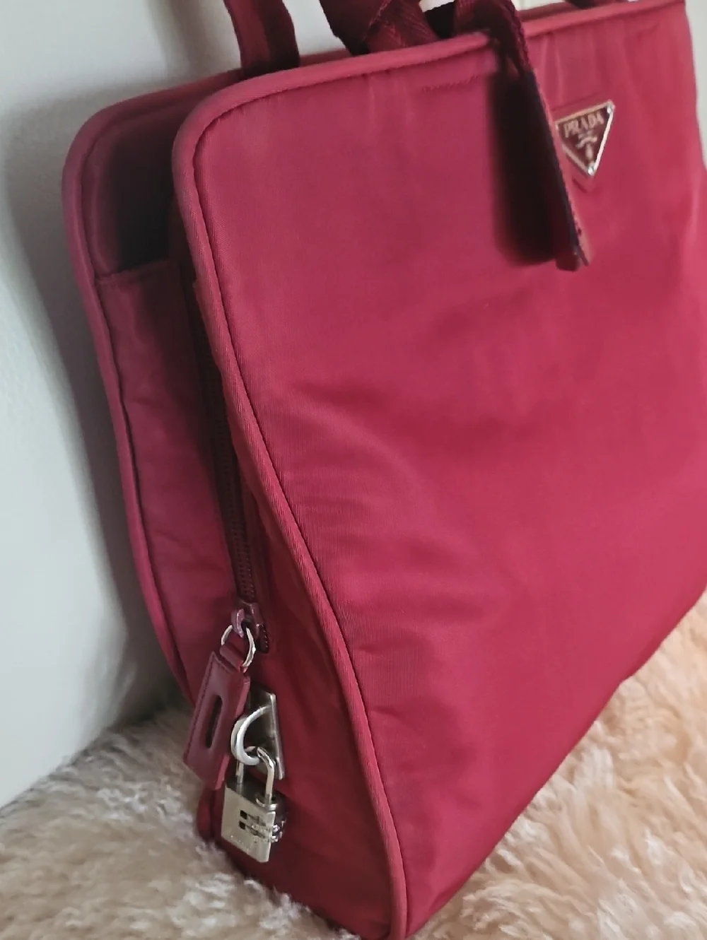 Vintage Tessuto Prada Red Tote Bag with Structured Design